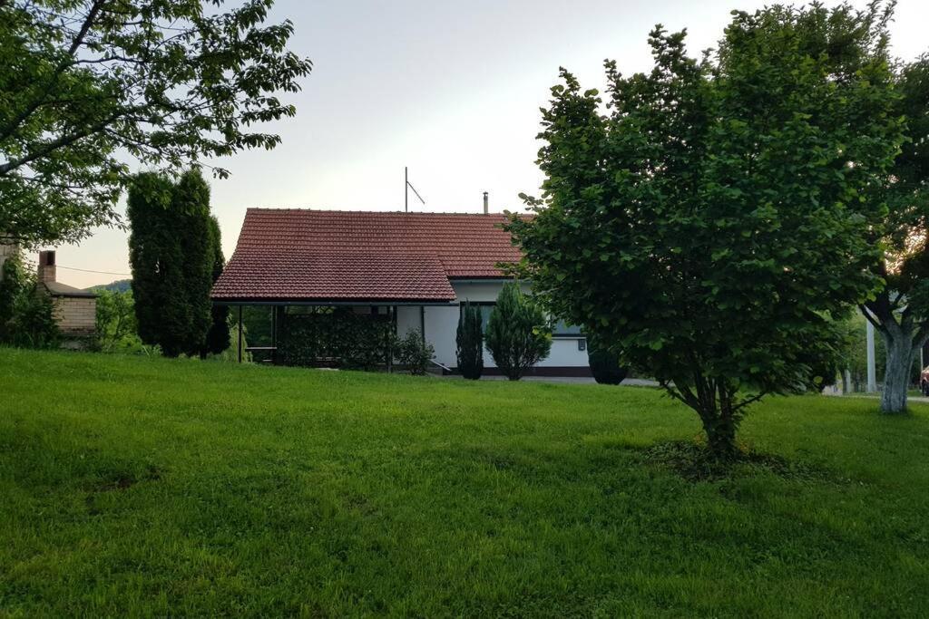 Guest House Pinus Generalski Stol Buitenkant foto